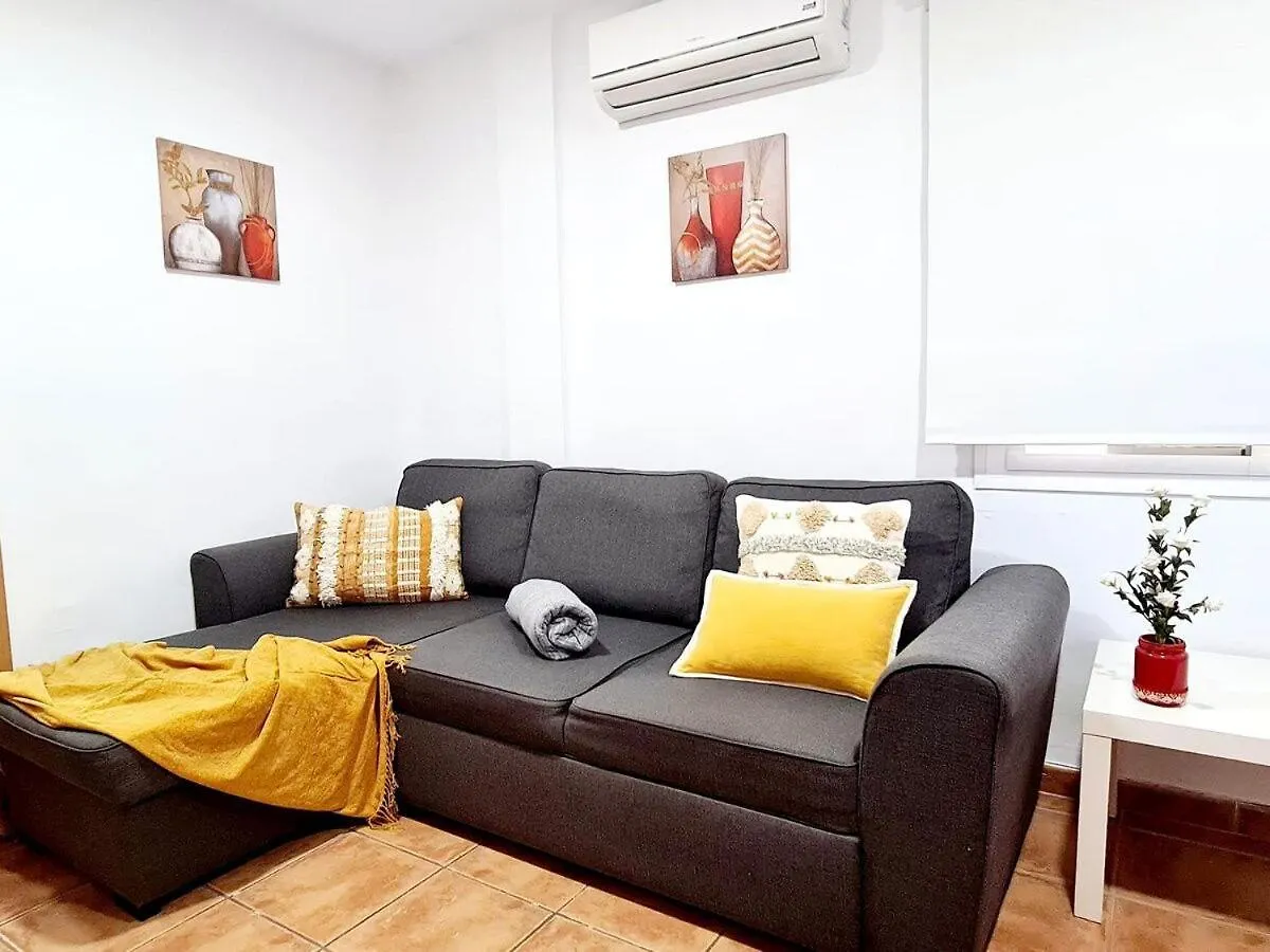 Bonito Apartamento Con Terraza - Pedregalejo Playa Málaga 0*,  İspanya